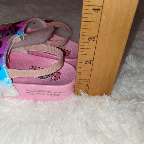 Nwts LOL surprise! Toddler girl slides/sandals - Picture 7 of 13